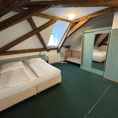 Adalbert Ecohotel Praha Eksteriør bilde