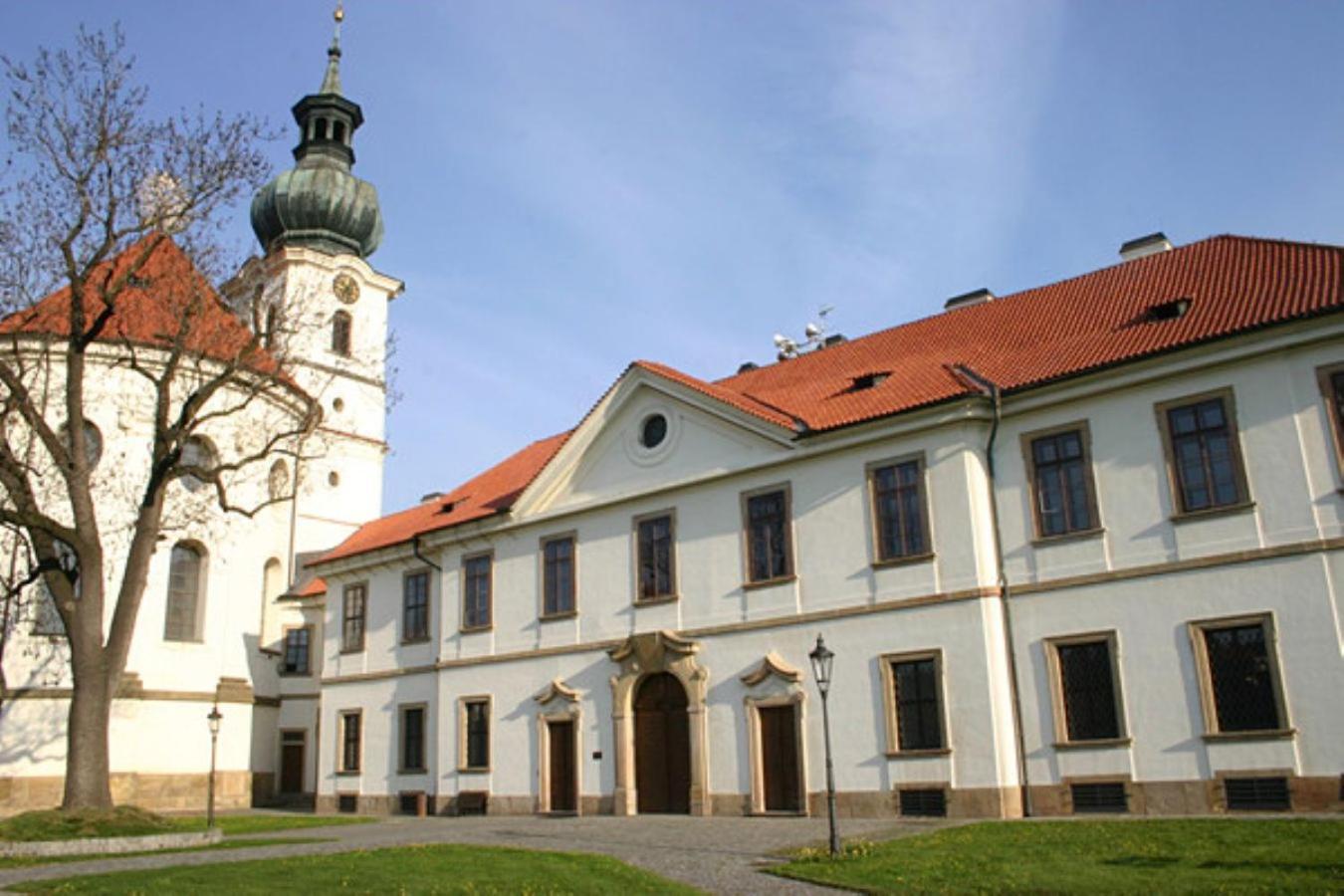 Adalbert Ecohotel Praha Eksteriør bilde